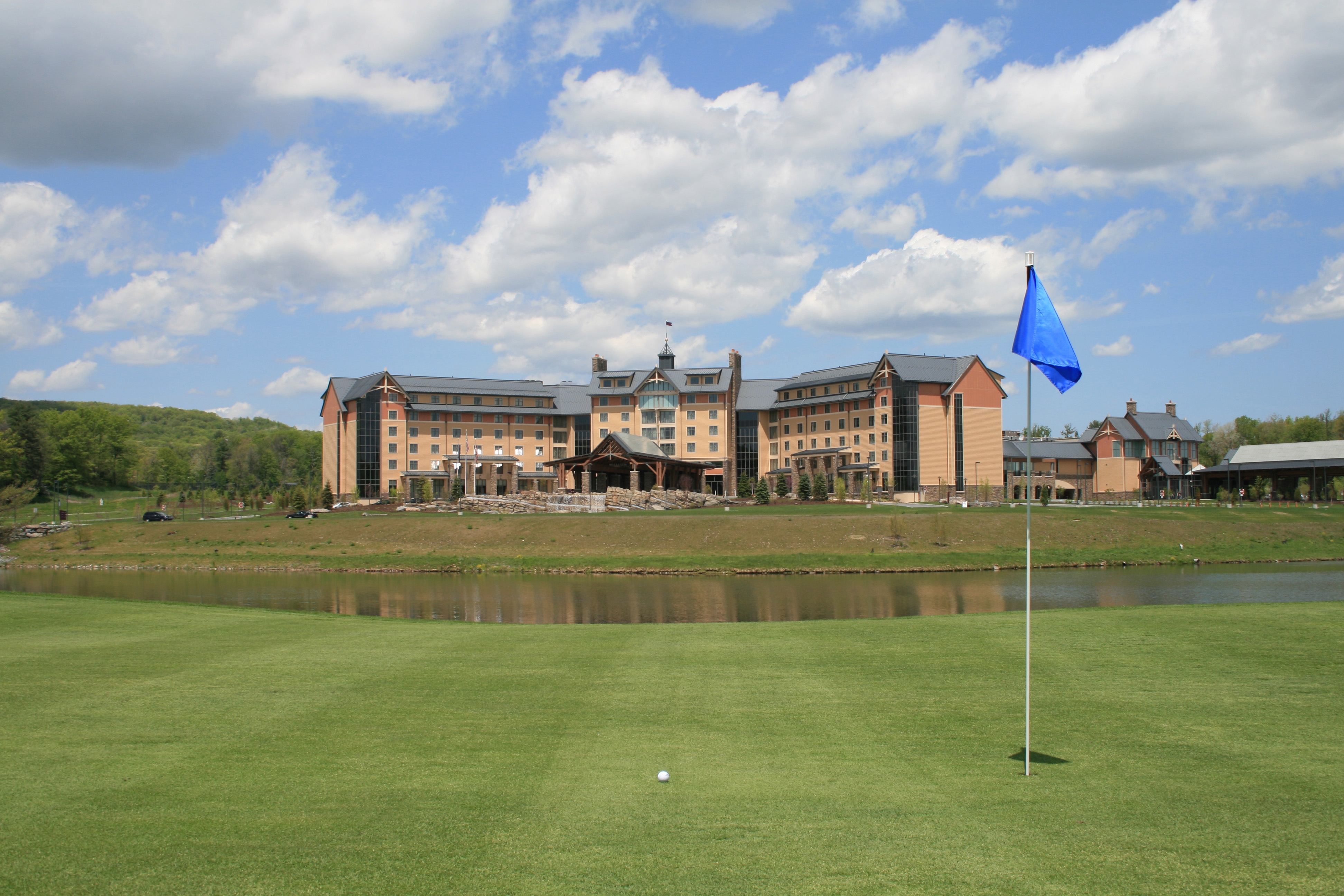 The Poconos, A Premium Golf Location.